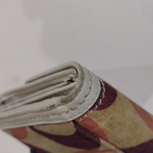 Coach Wallet Signature C Logo Buckle design Long, Snap Closure, Colorful Vintage - Picture 9 of 16